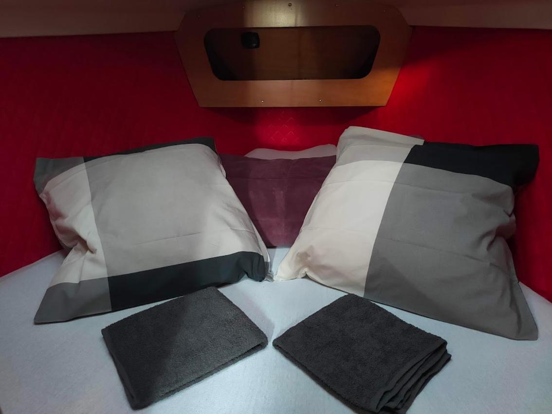 Hotel Nuit Sur Un Voilier Nonsard-Lamarche Zewnętrze zdjęcie